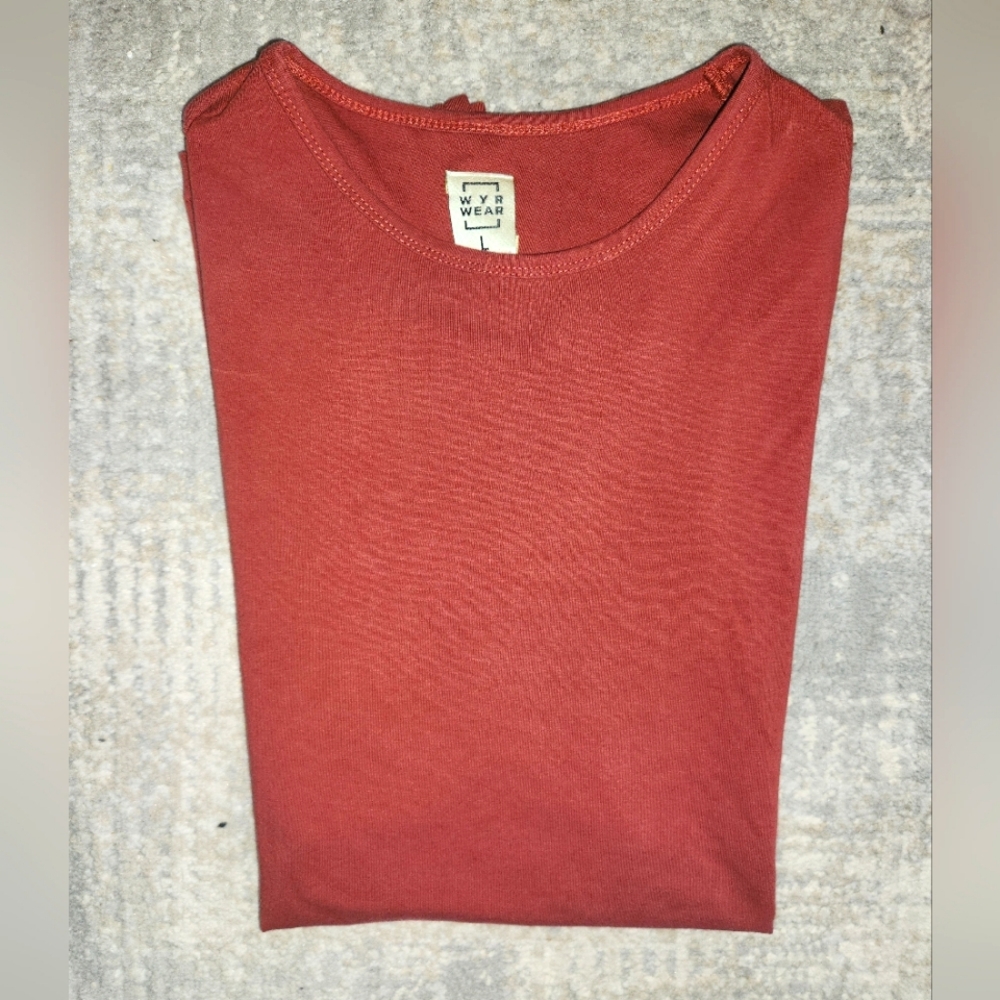WYR Wear Split Hem T-Shirt (Large)